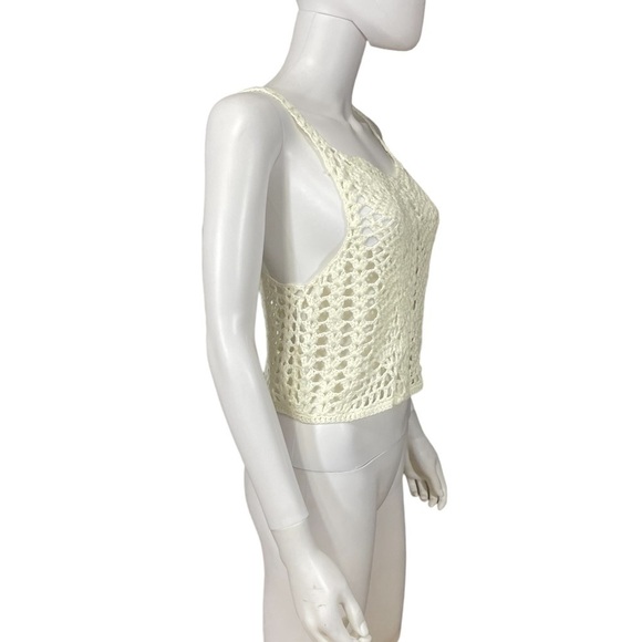 Cozy Casual Ivory Crochet Knit Tank Top
New - Picture 5 of 6